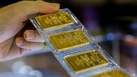 Giá vàng miếng trong nước đang đắt hơn giá thế giời1 gần 6,6 triệu đồng/lượng.