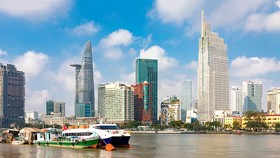 Kinh tế TPHCM đã chịu tổn thất nghiêm trọng trong thời gian giãn cách. Ảnh: TN