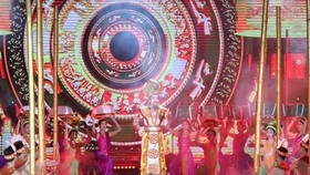 An art performance in the opening ceremony (Photo: SGGP)