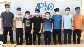 All eight students of Vietnamese team win medals and certificates of merit at IdPhO 2021.