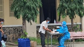 More than 1,000 recovered COVID-19 patients in Ho Chi Minh City will be discharged from hospitals each day in the next day (Photo: SGGP)