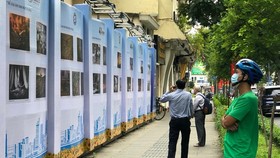 HCMC opens first art photography street.