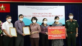 At the handover ceremony (Photo: VNA)