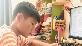 TPHCM: Hiệu trưởng quyết định hình thức học tập trực tuyến hay trực tiếp đối với học sinh khối 9 và 12