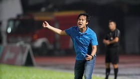 HLV Nguyễn Minh Phương đang khởi đầu mùa bóng khá thành công cùng Bình Phước. Ảnh: DŨNG PHƯƠNG