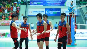 Đội tuyển bóng chuyền nam Việt Nam.
