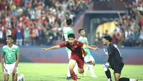 Hùng Dũng ghi bàn thắng thứ 2 cho U23 Việt Nam. Ảnh: DŨNG PHƯƠNG 