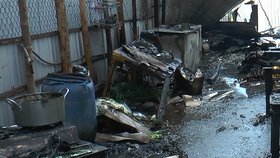 Nổ bình gas, 2 căn nhà bị thiêu rụi ở Bạc Liêu
