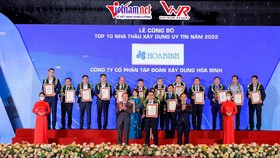Tập đoàn Xây dựng Hòa Bình tiếp tục được vinh danh Top 1 Nhà thầu xây dựng uy tín 2022