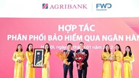 FWD Việt Nam chính thức triển khai hợp tác phân phối bảo hiểm qua ngân hàng Agribank