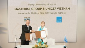 Masterise Group và UNICEF Việt Nam trong lễ ký kết hợp tác chiến lược giai đoạn 2022-2024, phát triển dự án Innovation for Children. Ảnh: Masterise Group