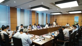 Quốc hội thảo luận tại tổ chiều 29-5