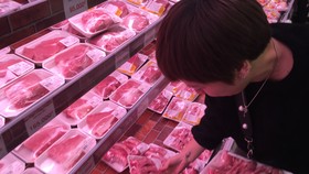 Thủ tướng yêu cầu nêu rõ trách nhiệm của việc tăng giá thịt heo