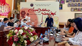 Báo chí chất vấn lãnh đạo Học viện Múa chiều 1-4 tại Hà Nội