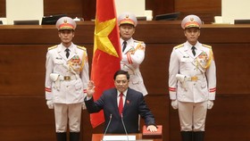 Thủ tướng Chính phủ Phạm Minh Chính tuyên thệ. Ảnh: VIẾT CHUNG