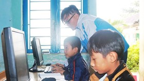 Dự kiến huy động được gần 1 triệu máy tính bảng cho học sinh nghèo học trực tuyến