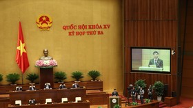 Ủy ban Kinh tế: Nguy cơ bùng phát dịch vẫn hiện hữu, đe dọa tiến trình phục hồi nền kinh tế