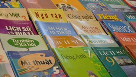 Sẽ sử dụng ngân sách nhà nước mua SGK phổ thông cho học sinh mượn sử dụng
