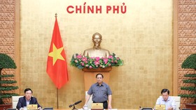 Thủ tướng Phạm Minh Chính phát biểu tại phiên họp Chính phủ chuyên đề về xây dựng pháp luật tháng 11-2022. Ảnh: VIẾT CHUNG