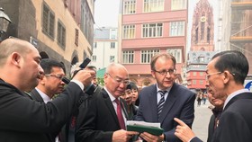 Đoàn Đại biểu Quốc hội TPHCM bắt đầu chuyến thăm, làm việc tại Đức