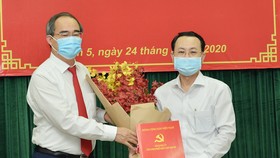 Đồng chí Nguyễn Văn Hiếu giữ chức vụ Bí thư Quận ủy quận 5