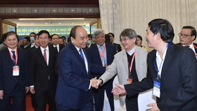 Thủ tướng Nguyễn Xuân Phúc: Đội ngũ trí thức KH-CN là tài sản quý báu của quốc gia