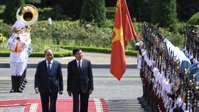 Tổng Bí thư, Chủ tịch nước Lào Thongloun Sisoulith thăm hữu nghị chính thức Việt Nam