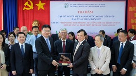 Ministries connect with overseas Vietnamese to promote investment in agriculture