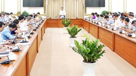 HCMC People's Committee asks to remove difficulties, accelerate disbursement 