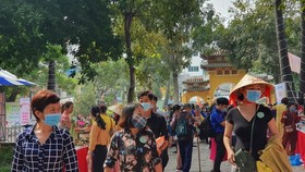 Face mask in public places now a must: Ministry