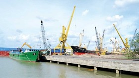 Investment in waterway transport infrastructure in Mekong Delta needed 