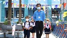 Daily activities of teachers in Thanh An Island Commune