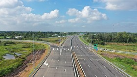 Trung Luong- My Thuan expressway to open to traffic on January 18