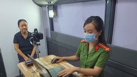 HCMC strives to complete target of granting chip-based citizen ID cards