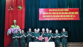 Lễ ký kết bàn giao nguyên trạng Bệnh viện dã chiến cấp 2.1 trực thuộc Bệnh viện Quân y 175 về Cục Gìn giữ hòa bình Việt Nam