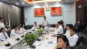 PGS-TS Lương Ngọc Khuê, Cục trưởng Cục quản lý Khám chữa bệnh phát biểu tại buổi hội chẩn