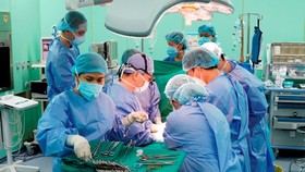 Bệnh viện Đại học Y dược TPHCM phối hợp với Bệnh viện Nhi đồng 2 thực hiện phẫu thuật ghép gan cho bệnh nhi