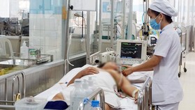 Bệnh nhân điều trị SXH nặng tại Bệnh viện Bệnh Nhiệt đới TPHCM