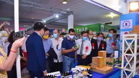 Hội chợ quy tụ hơn 300 gian hàng với nhiều sản phẩm Việt Nam đạt chất lượng cao