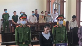 Bị cáo Nguyễn Thị Thanh Huyền tại HĐXX Tòa án Nhân dân tỉnh Quảng Ngãi