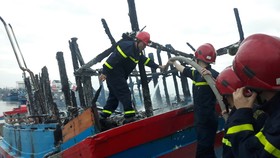 Cháy tàu cá ở Quảng Ngãi, thiệt hại gần 4 tỷ đồng