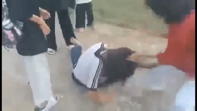 Xác minh clip nữ sinh bị đánh hội đồng ở Quảng Ngãi
