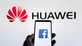 Facebook tạm dừng cài đặt sẵn ứng dụng trên điện thoại Huawei