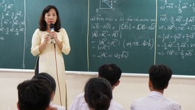 Cô Nguyễn Thu Hồng, Tổ trưởng chuyên môn Toán, Trường THPT Mạc Đĩnh Chi, TPHCM. Ảnh: HOÀNG HÙNG