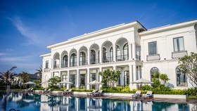 Vinpearl Resort & Spa Long Beach Nha Trang - ốc đảo xanh tuyệt đẹp bên bờ vịnh Cam Ranh.