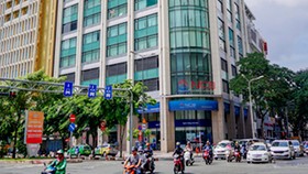 Tòa nhà Ruby Tower tại TPHCM, nơi Công ty Hanwha Life Việt Nam đặt trụ sở chính
