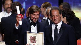 Đạo diễn Thụy Điển lần thứ 2 giành Cành cọ vàng tại LHP Cannes