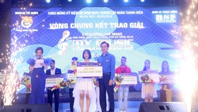 Thí sinh Nguyễn Thị Phương Thanh – đơn vị THPT Phan Châu Trinh xuất sắc đạt giành giải nhất My Music – Tỏa sáng đam mê năm 2019