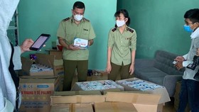 Bắt giữ hàng chục ngàn khẩu trang không có hóa đơn tại Đà Nẵng
