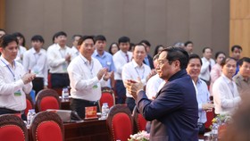 Thủ tướng Phạm Minh Chính tại buổi đối thoại với các nông dân và doanh nghiệp nông nghiệp sáng 29-5